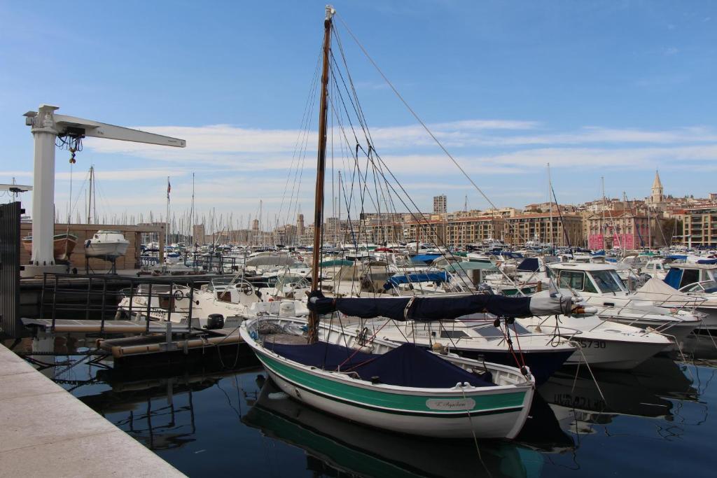 Escapade Vieux-Port Apartment Marseille Ngoại thất bức ảnh